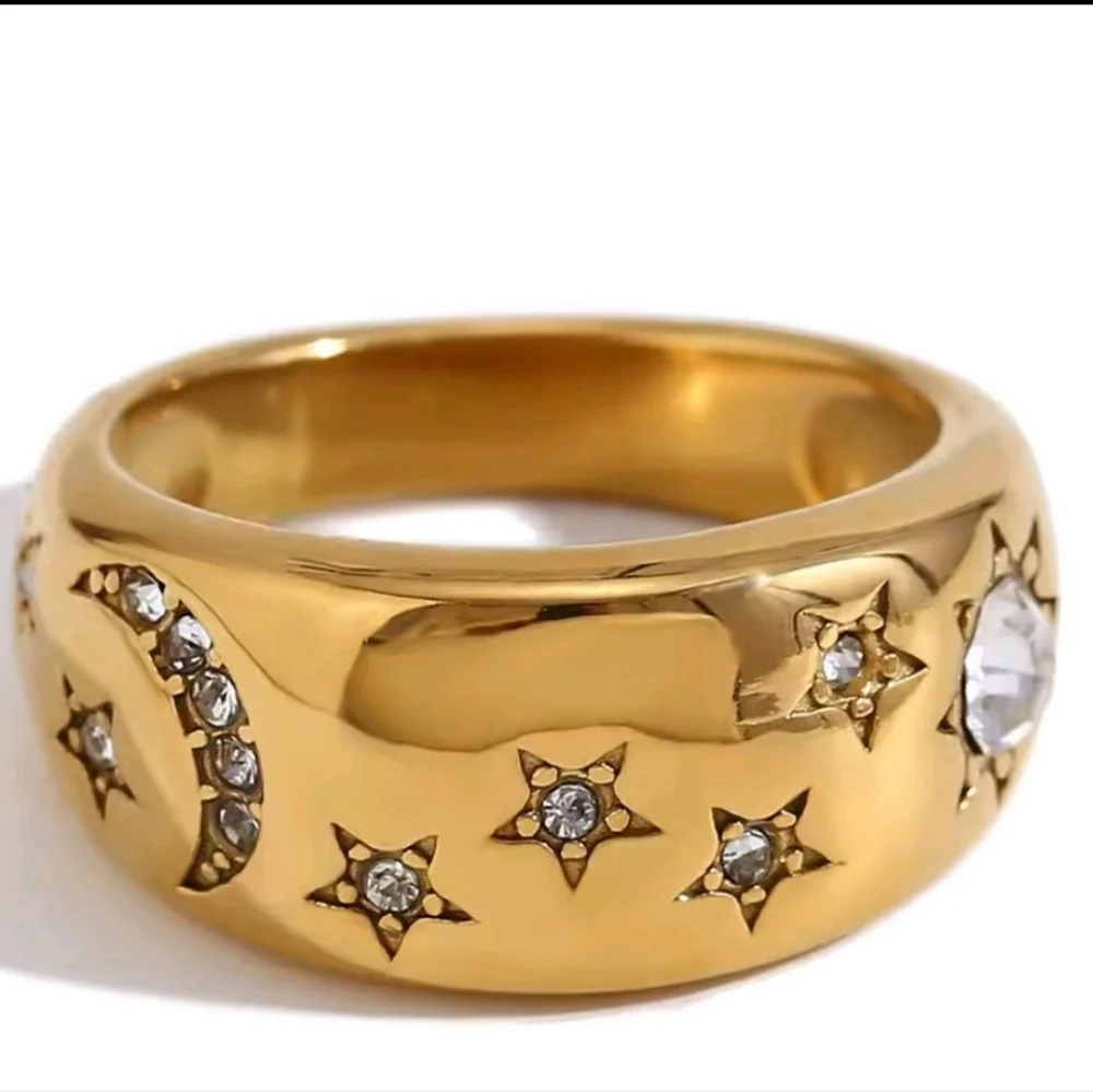 Nwt Celestial Non Tarnish Gold Ring - Picture 1 of 4